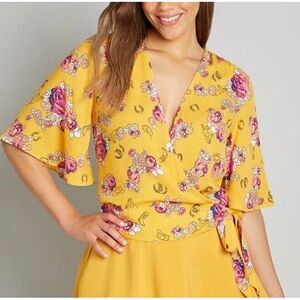 MODCLOTH BEST IS YET TO‎ COME WRAP TOP YELLOW FLORAL WOMEN Medium